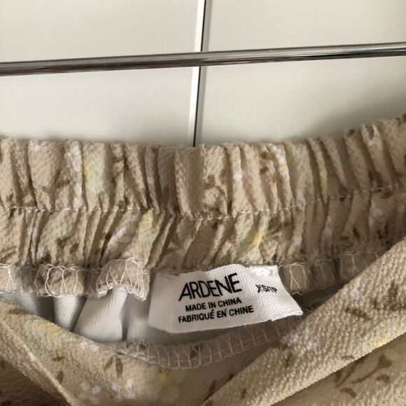 3/$25 Ardene A line skirt - Picture 3 of 4